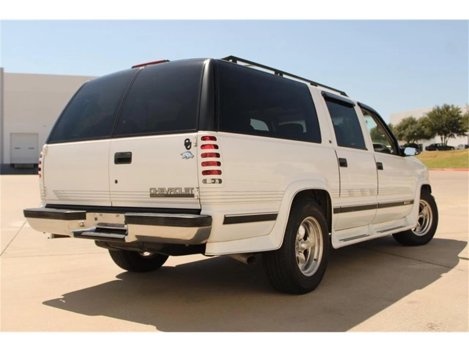 1997 Chevrolet Suburban 8th Gen - Image 15 of 31