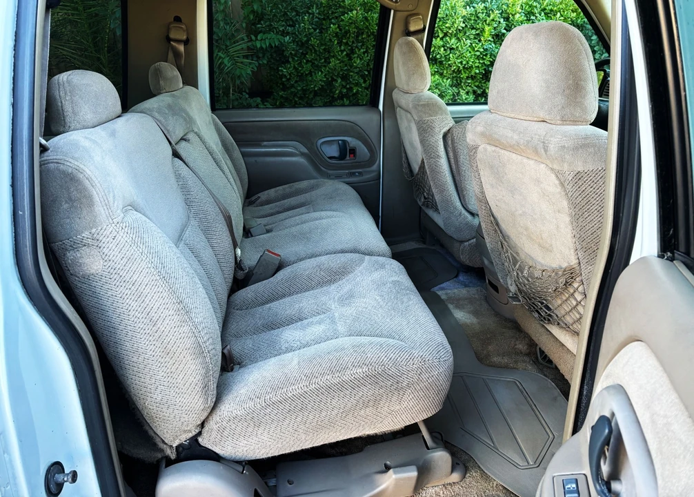 1997 Chevrolet Suburban 8th Gen - Image 21 of 21