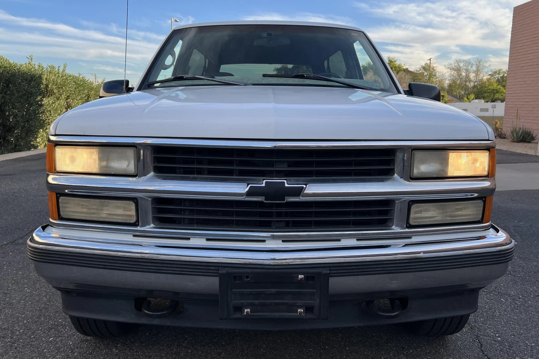 1997 Chevrolet Tahoe 1st Gen - Image 2 of 18