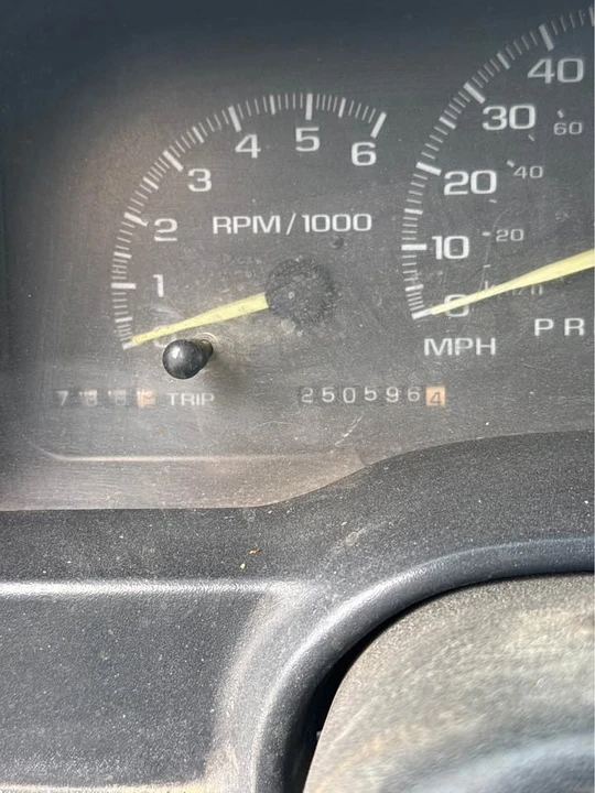1997 Chevrolet C/K 4th Gen - Image 8 of 10