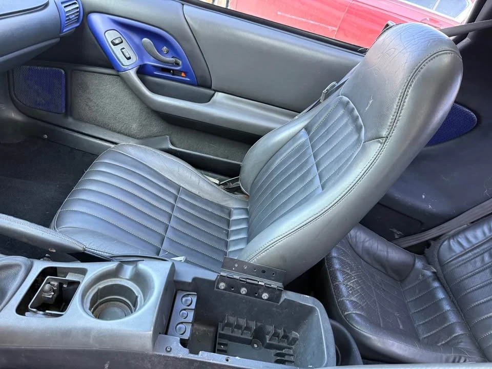 1997 Chevrolet Camaro 4th Gen - Image 10 of 12