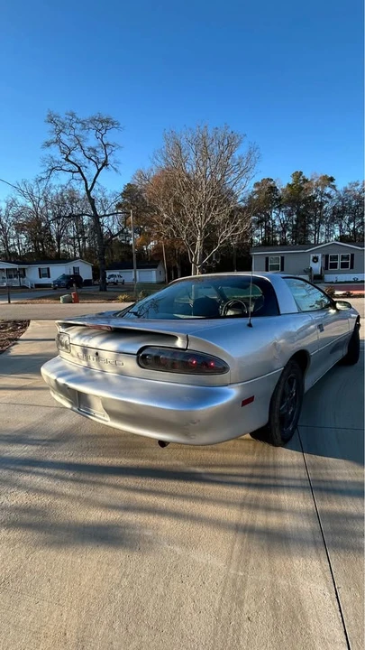 1997 Chevrolet Camaro 4th Gen - Image 8 of 9
