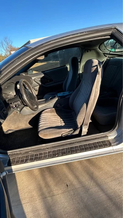 1997 Chevrolet Camaro 4th Gen - Image 4 of 9