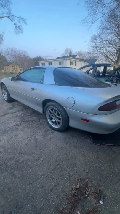 1997 Chevrolet Camaro 4th Gen - Image 7 of 8