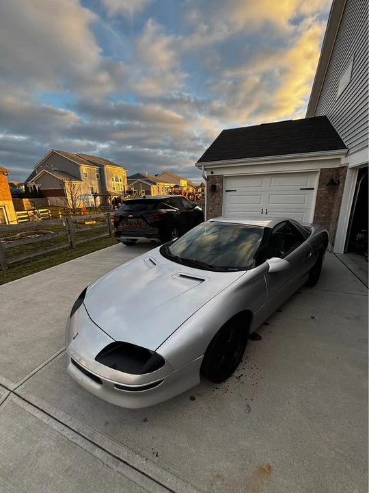 1997 Chevrolet Camaro 4th Gen - Image 2 of 10