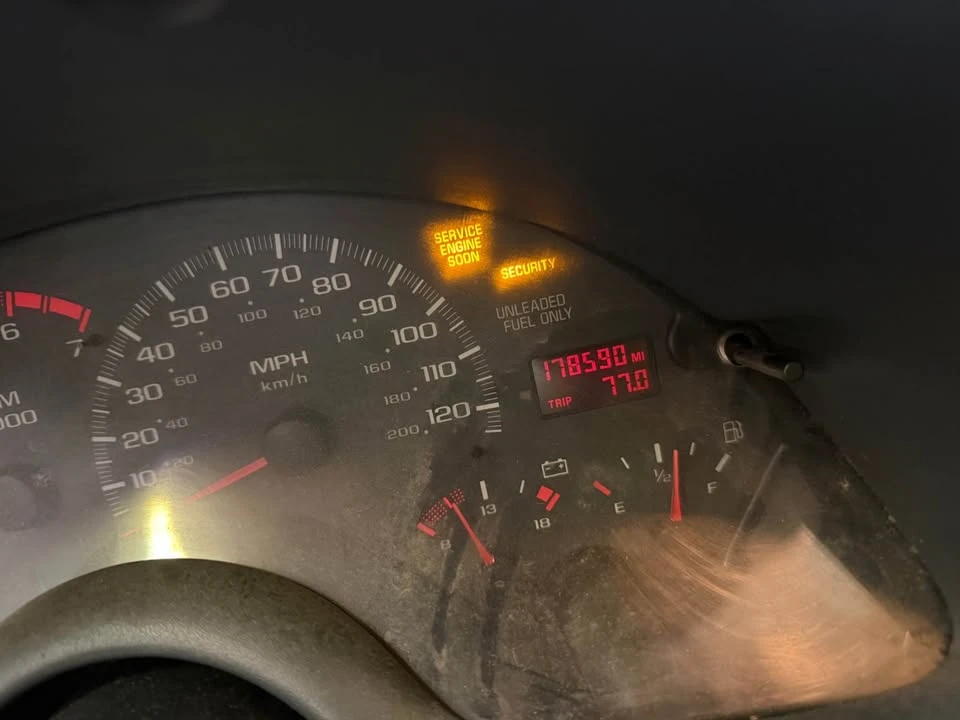 1997 Chevrolet Camaro 4th Gen - Image 9 of 9