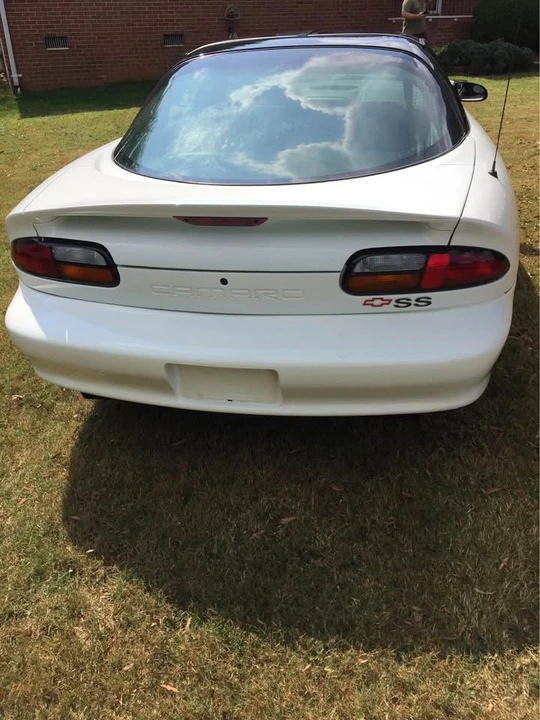 1997 Chevrolet Camaro SS 4th Gen - Image 6 of 20