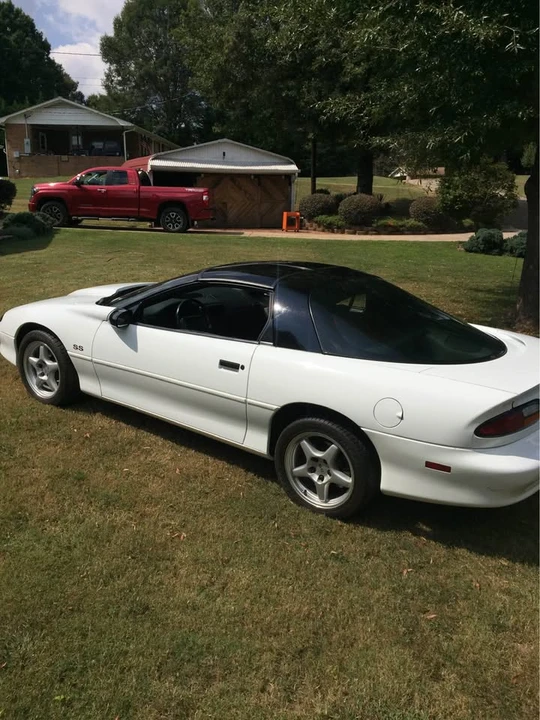 1997 Chevrolet Camaro SS 4th Gen - Image 3 of 20