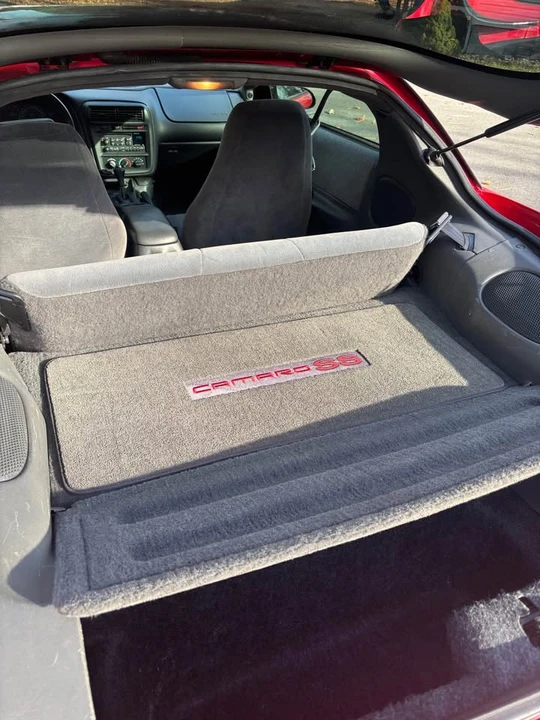 1997 Chevrolet Camaro SS 4th Gen - Image 8 of 18