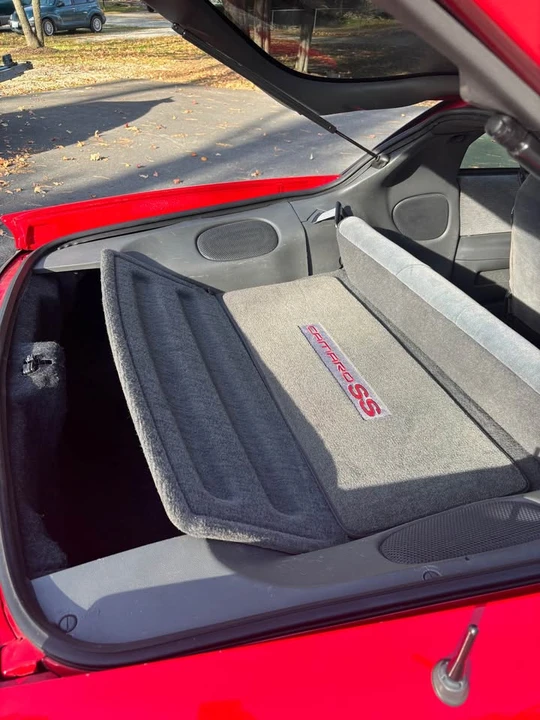1997 Chevrolet Camaro SS 4th Gen - Image 9 of 18