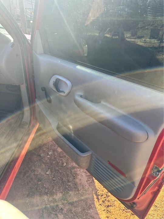 1997 Chevrolet C/K 4th Gen - Image 6 of 11