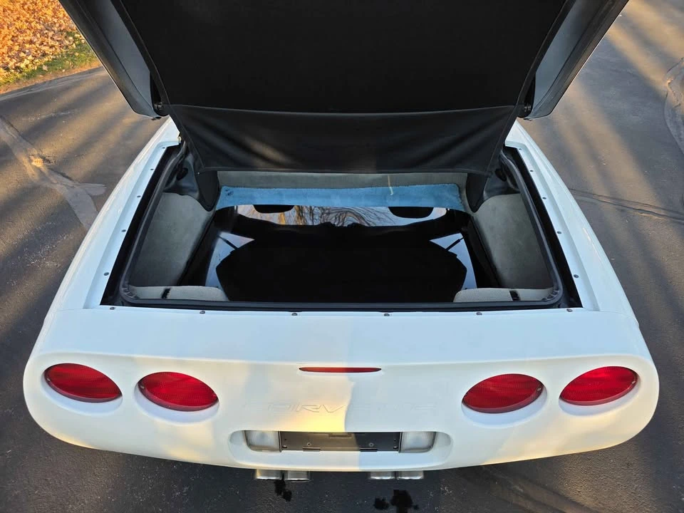 1997 Chevrolet Corvette C5 - Image 14 of 21