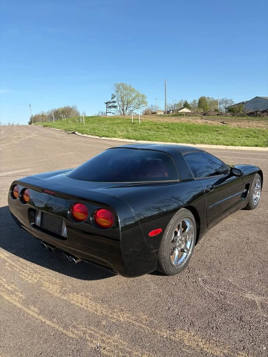 1997 Chevrolet Corvette C5 - Image 3 of 12