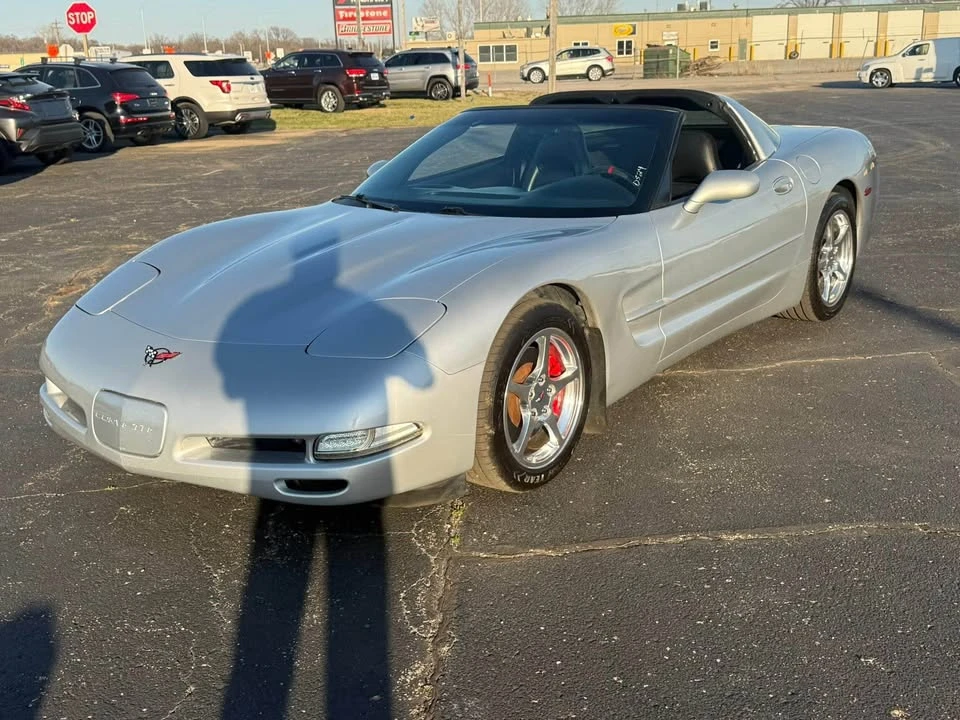 1997 Chevrolet Corvette C5 - Image 2 of 10