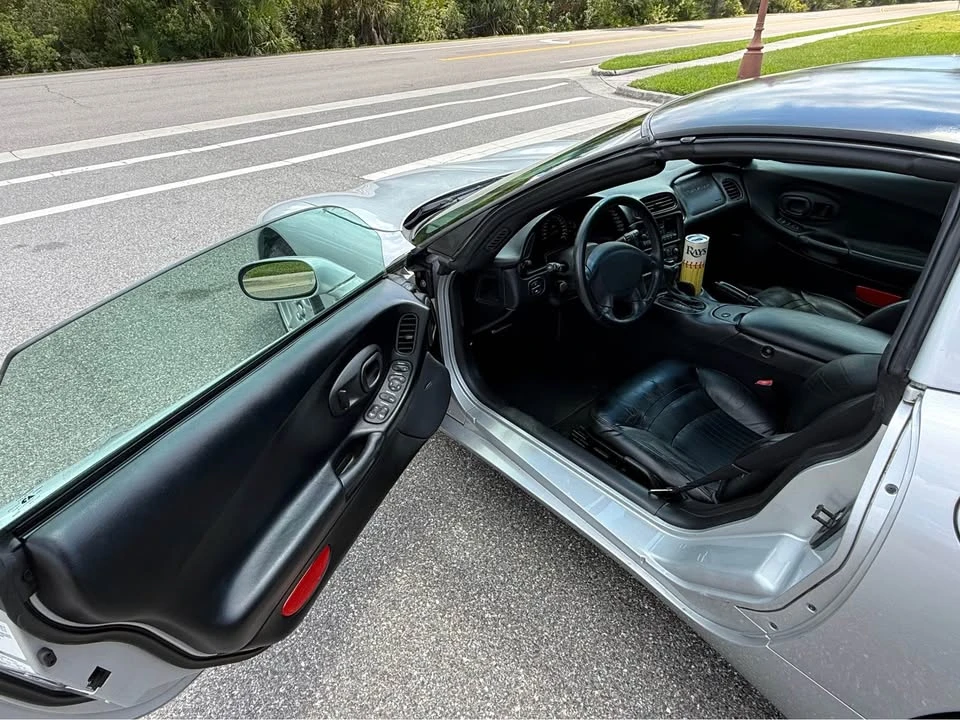 1997 Chevrolet Corvette C5 - Image 9 of 16