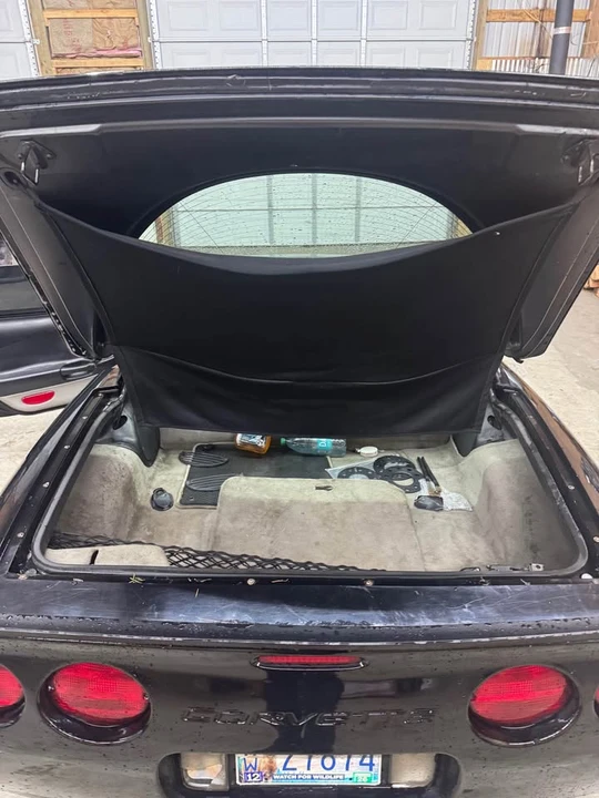 1997 Chevrolet Corvette C5 - Image 11 of 15