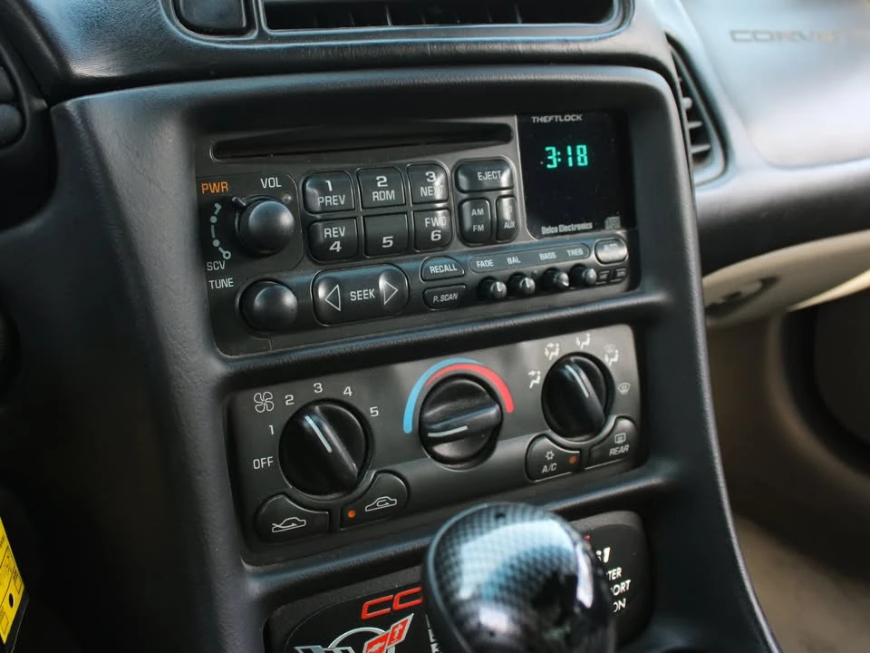 1997 Chevrolet Corvette C5 - Image 13 of 20