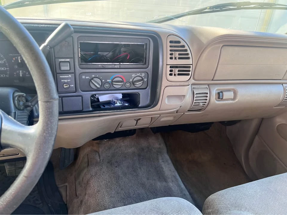 1997 Chevrolet Cavalier - Image 5 of 6