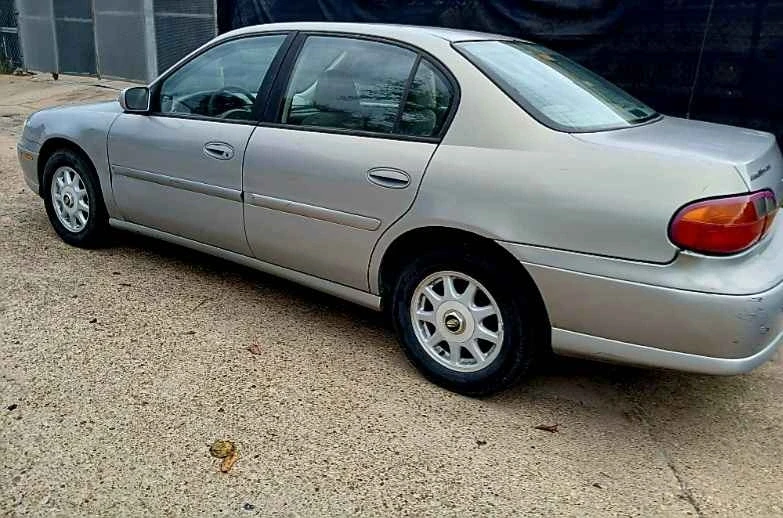 1997 Chevrolet Malibu - Image 3 of 6