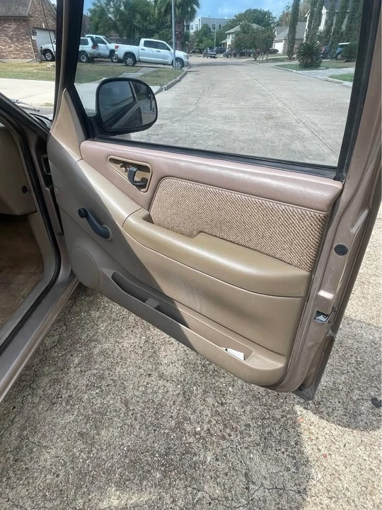 1997 Chevrolet S-10 - Image 6 of 7