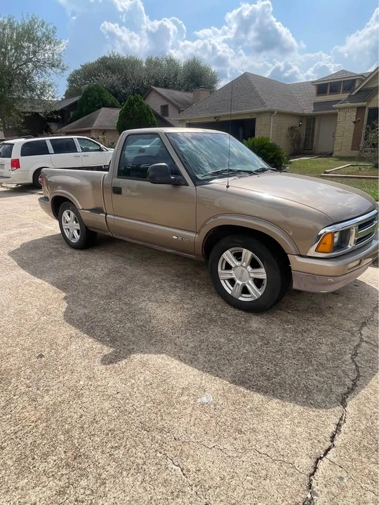 1997 Chevrolet S-10 - Image 3 of 7