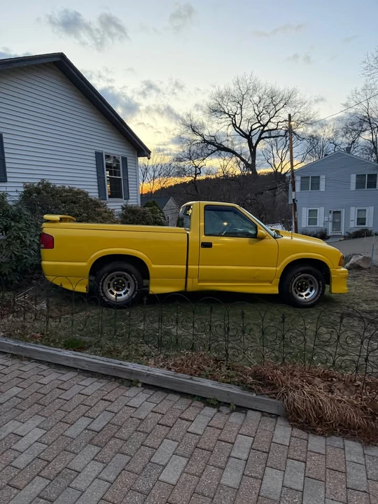 1997 Chevrolet S-10 - Image 3 of 4