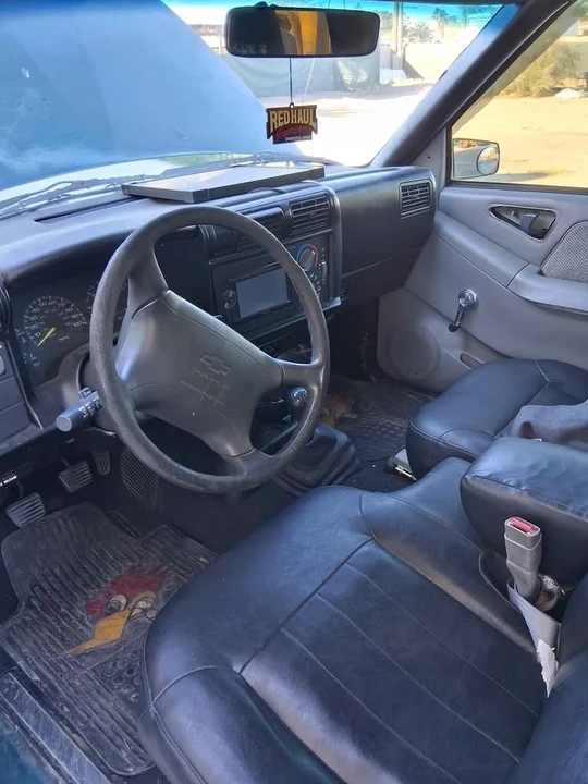 1997 Chevrolet S-10 - Image 4 of 4