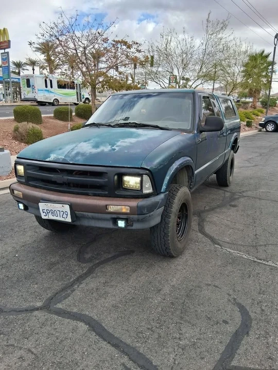 1997 Chevrolet S-10 - Image 2 of 4