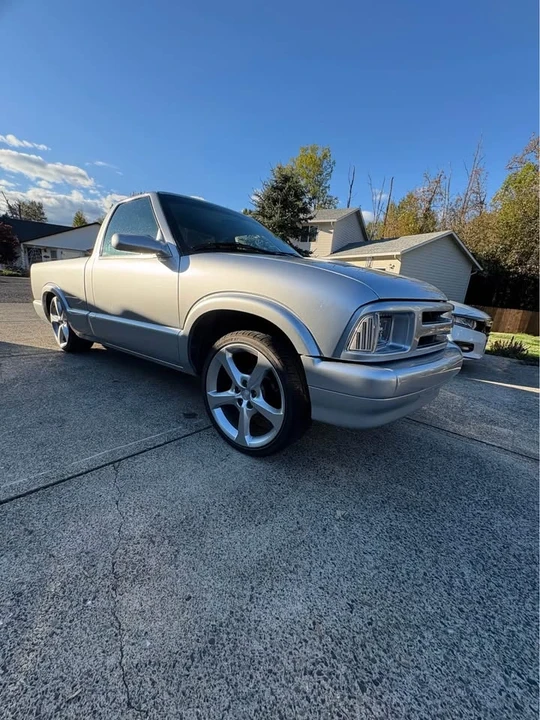 1997 Chevrolet S-10 - Image 7 of 12