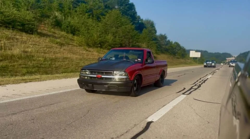 1997 Chevrolet S-10 - Image 2 of 6