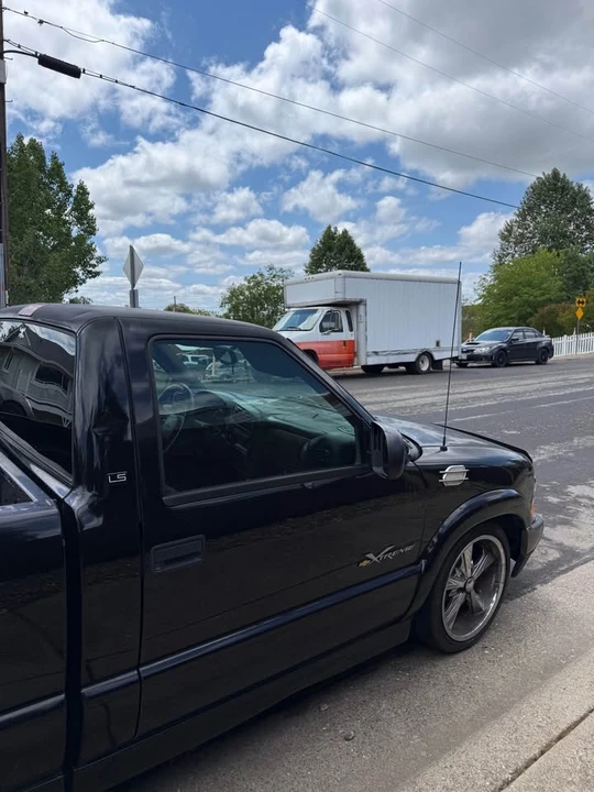 1997 Chevrolet S-10 - Image 12 of 17