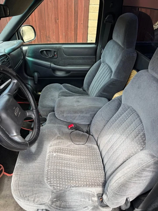 1997 Chevrolet S-10 - Image 14 of 17