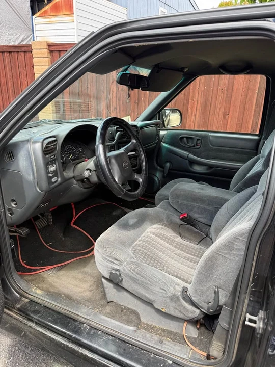 1997 Chevrolet S-10 - Image 13 of 17