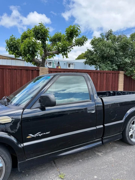 1997 Chevrolet S-10 - Image 4 of 17
