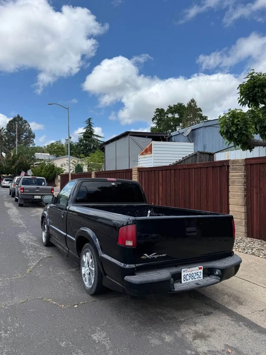 1997 Chevrolet S-10 - Image 8 of 17
