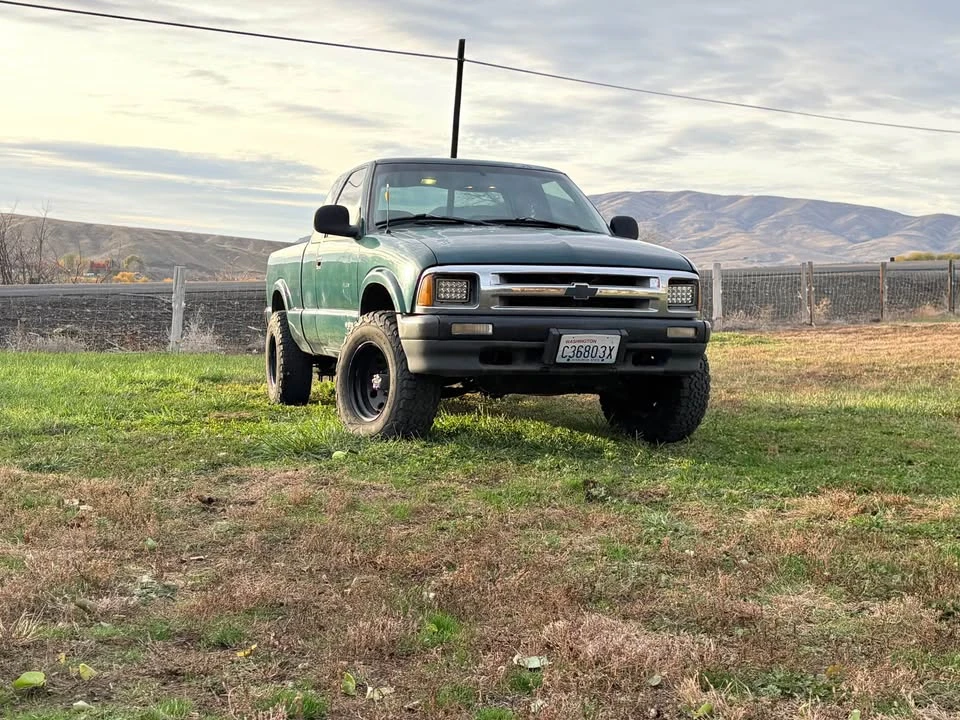 1997 Chevrolet S-10 - Image 3 of 9