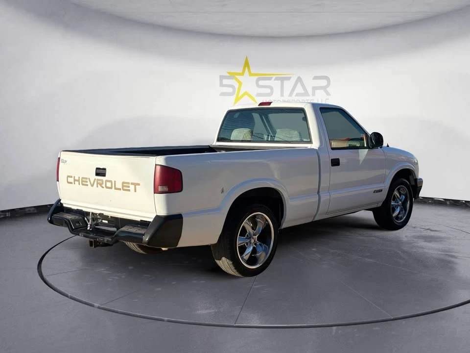 1997 Chevrolet S-10 - Image 7 of 16