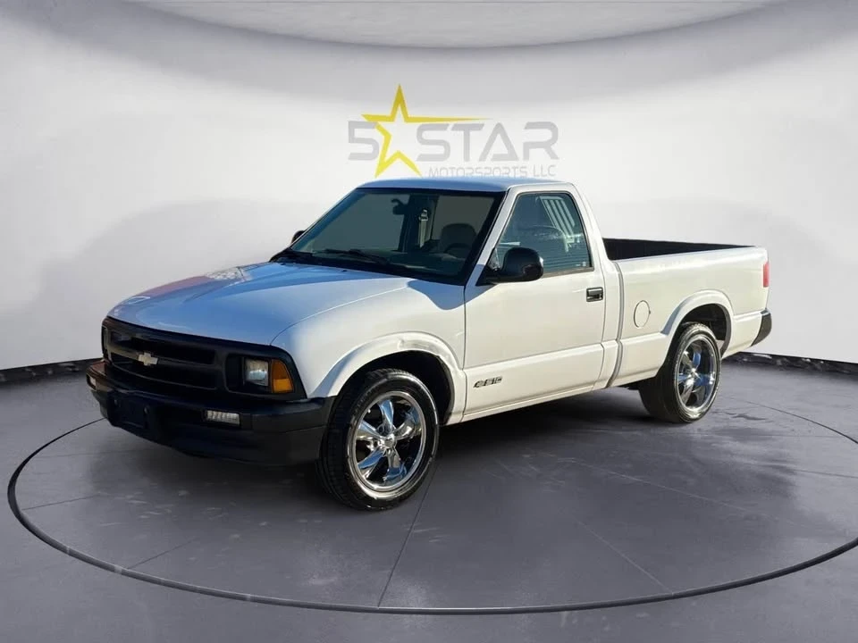 1997 Chevrolet S-10 - Image 3 of 16