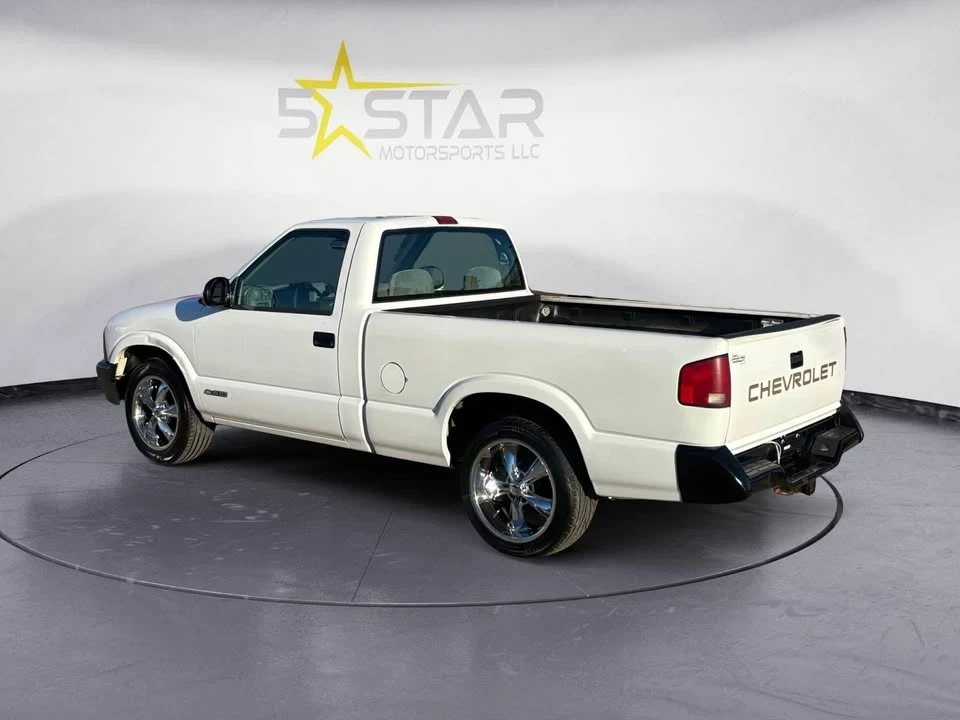 1997 Chevrolet S-10 - Image 5 of 16