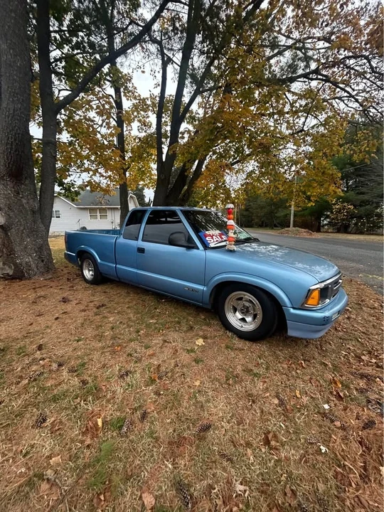1997 Chevrolet S-10 - Image 3 of 8
