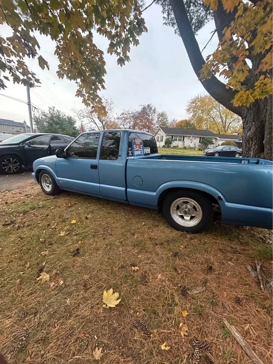 1997 Chevrolet S-10 - Image 6 of 8