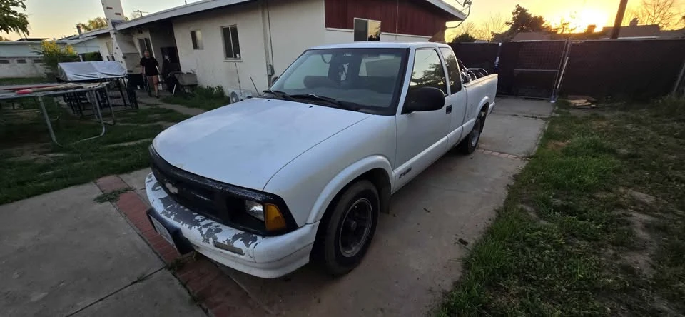 1997 Chevrolet S-10 - Image 3 of 4