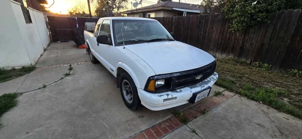 1997 Chevrolet S-10 - Image 4 of 4