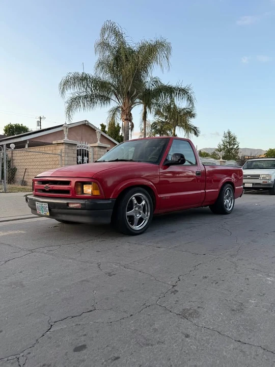 1997 Chevrolet S-10 - Image 7 of 14