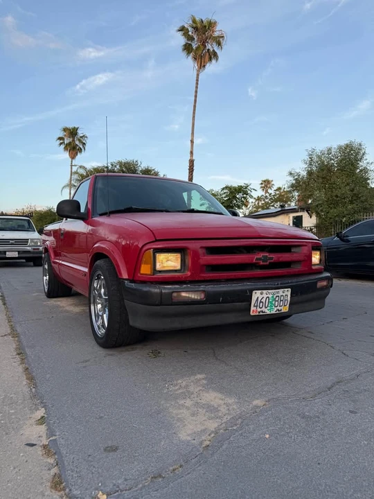 1997 Chevrolet S-10 - Image 3 of 14