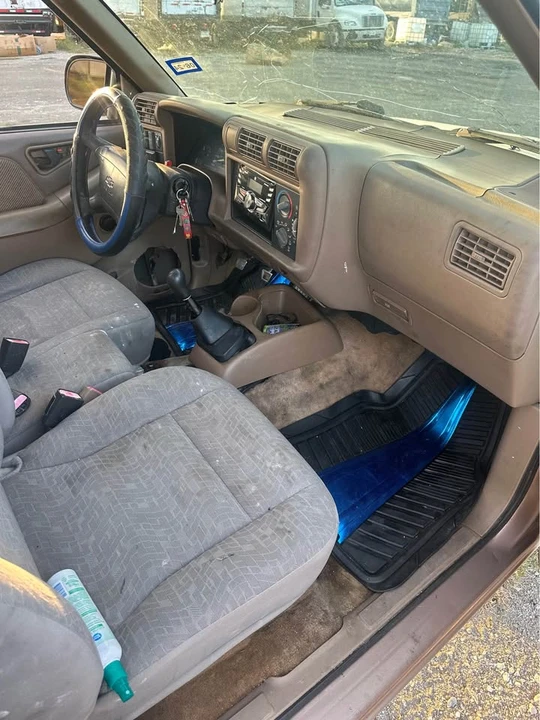 1997 Chevrolet S-10 - Image 6 of 8