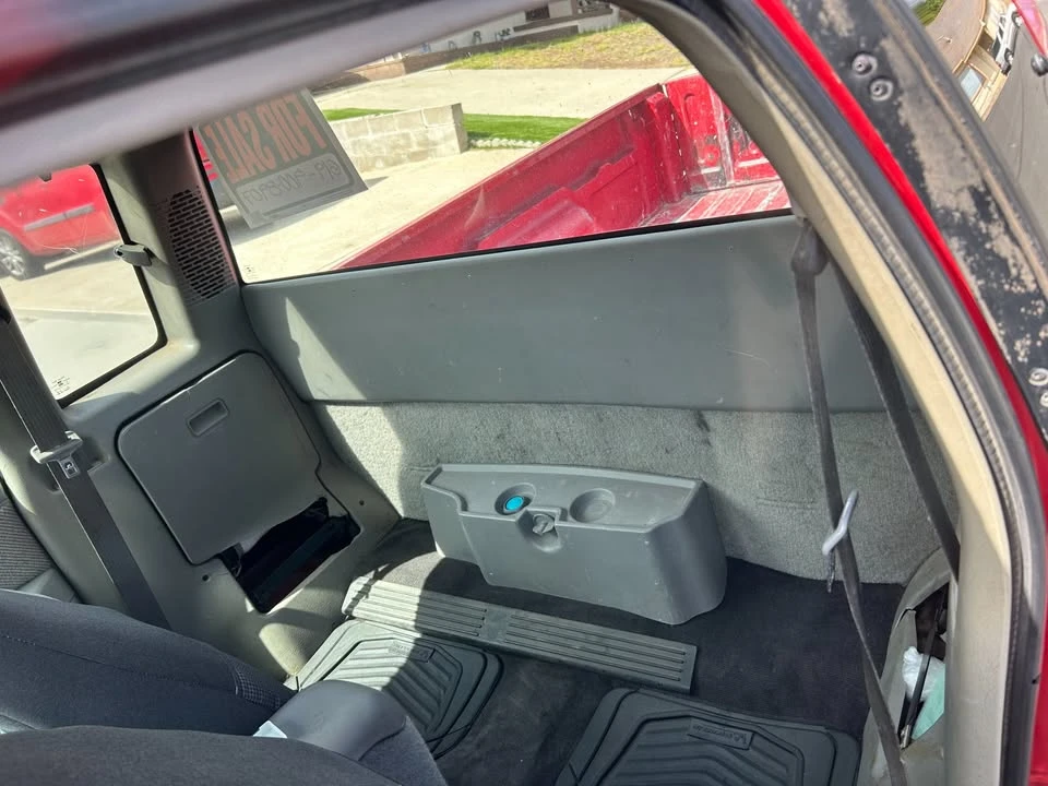 1997 Chevrolet S-10 - Image 7 of 7