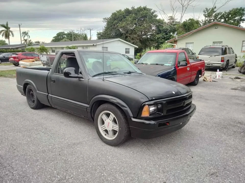 1997 Chevrolet S-10 - Image 3 of 4