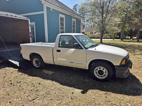 1997 Chevrolet S-10 Pickup Extended Cab