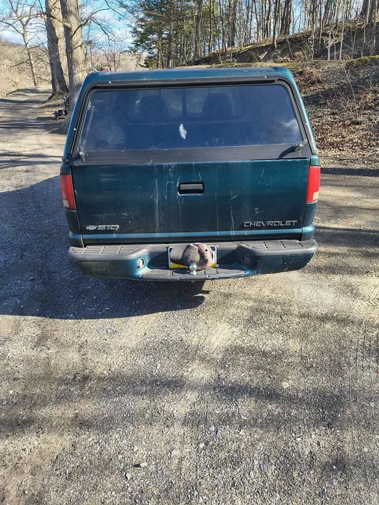 1997 Chevrolet S-10 - Image 3 of 4
